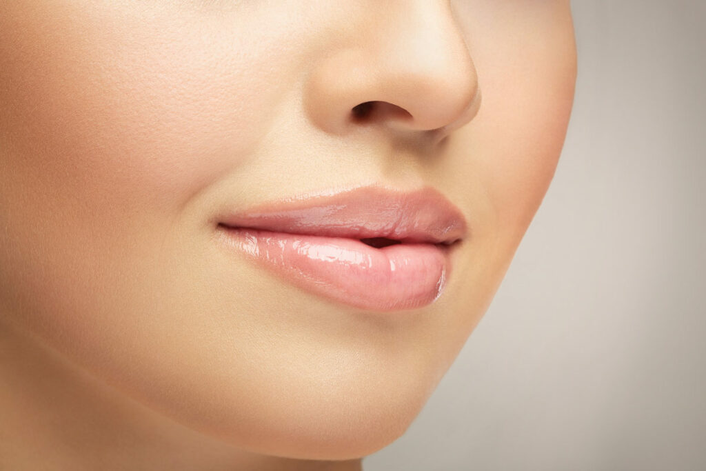 Tratamiento de medicina estética de hidratación de labios - Clínica de Belleza y Bienestar en la Eliana